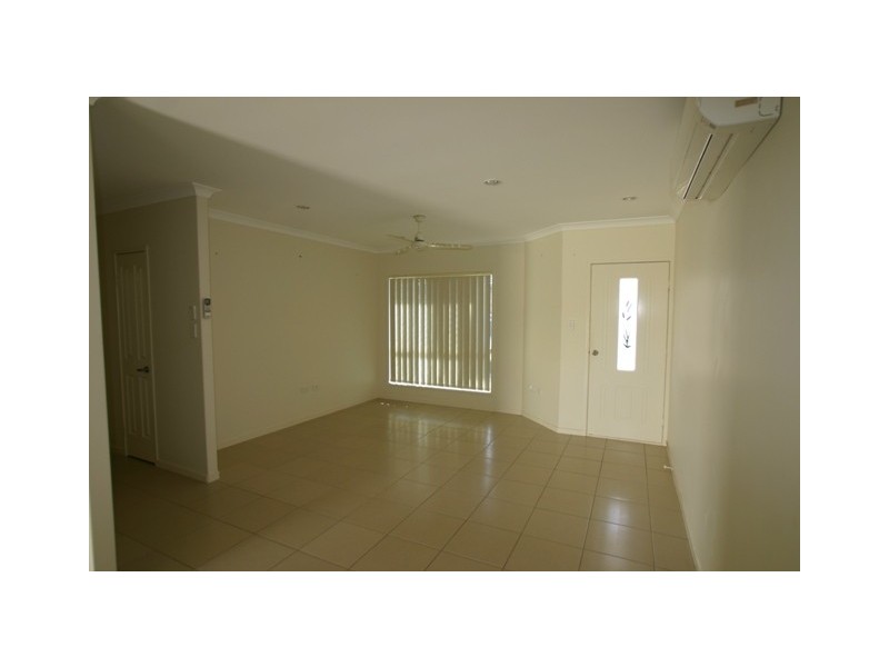 6/47b Thabeban Street, Avenell Heights QLD 4670