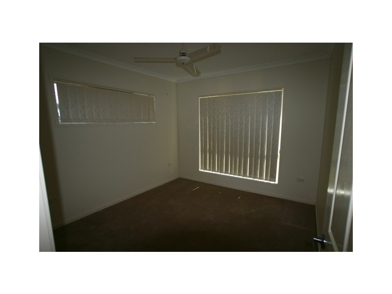 6/47b Thabeban Street, Avenell Heights QLD 4670