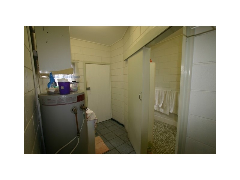 8/16 White Street, Bundaberg West QLD 4670