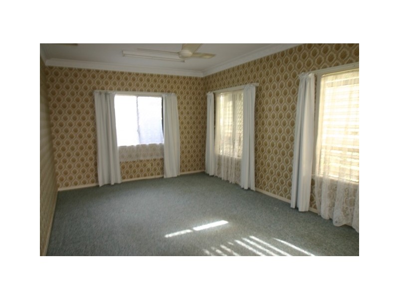 24 Adams Street, Bundaberg West QLD 4670