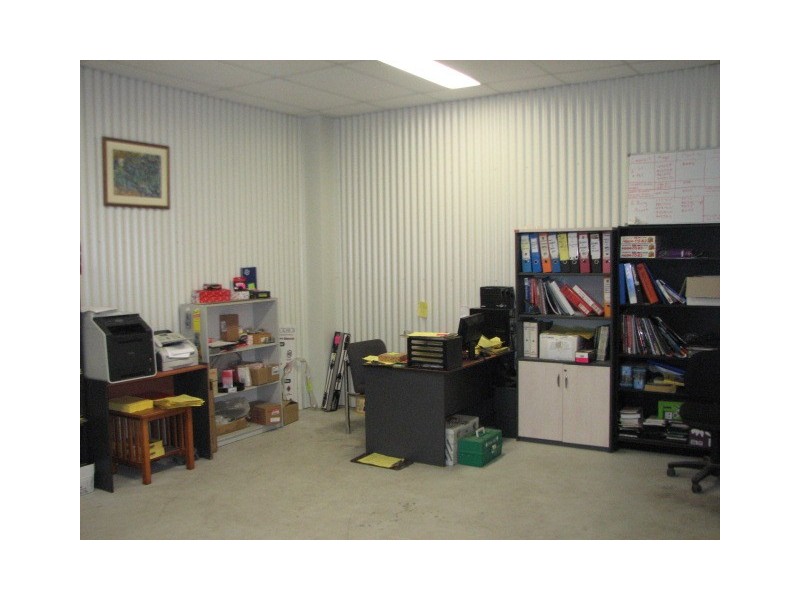 1b/22 Commercial Avenue, Svensson Heights QLD 4670