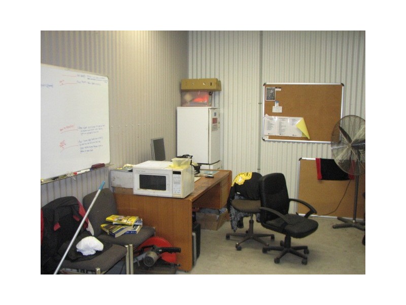 1b/22 Commercial Avenue, Svensson Heights QLD 4670