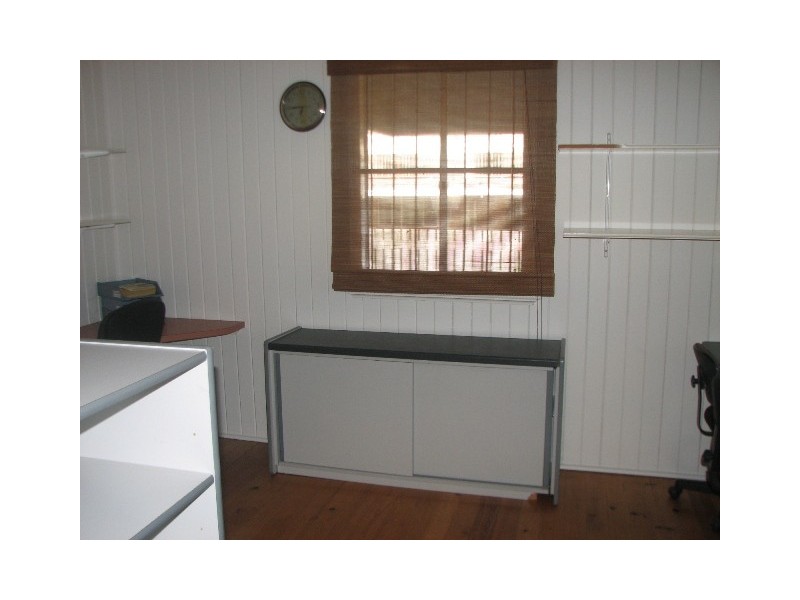 6 Avoca Street, Bundaberg West QLD 4670