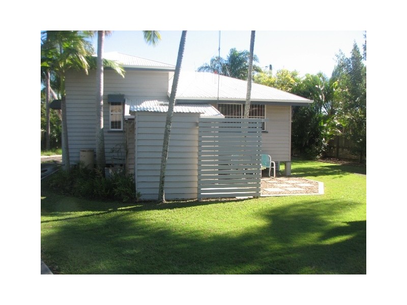 6 Avoca Street, Bundaberg West QLD 4670