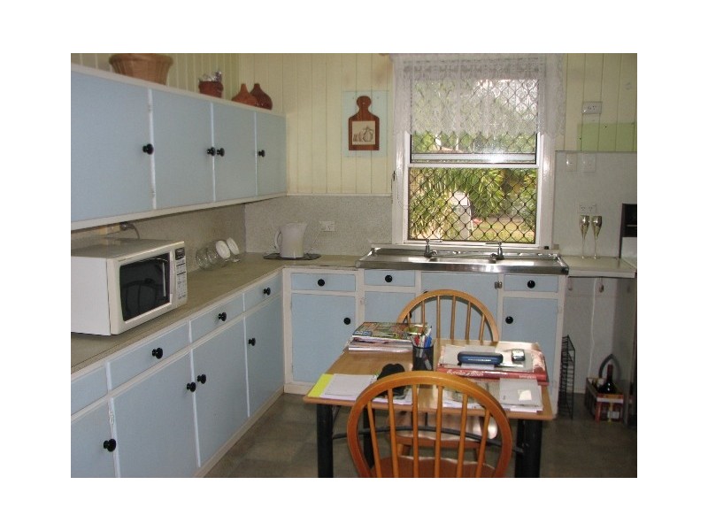 17 Wyper Street, Bundaberg South QLD 4670