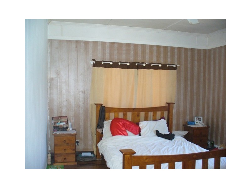 30 Bates Street, Svensson Heights QLD 4670