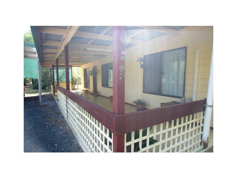 17 Gunsynd Grove, Branyan QLD 4670