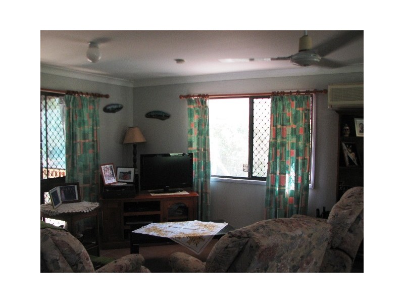 17 Gunsynd Grove, Branyan QLD 4670