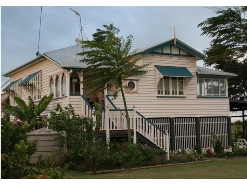 39 Paynes Road, Alloway QLD 4670