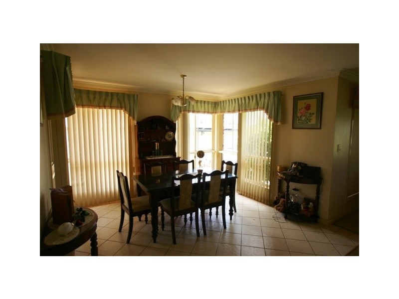 7 Laurel Street, Gooburrum QLD 4670