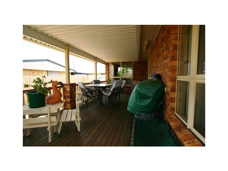 7 Laurel Street, Gooburrum QLD 4670