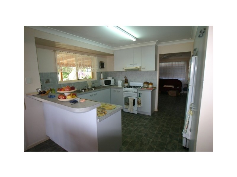 33 Wheelers Road, Oakwood QLD 4670