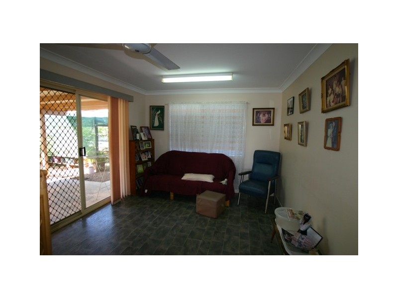 33 Wheelers Road, Oakwood QLD 4670