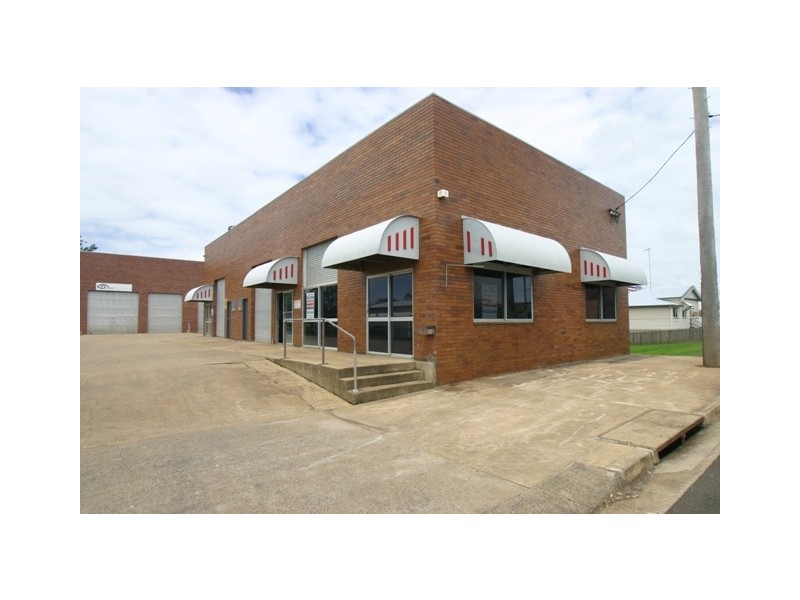 8 Electra Street, Bundaberg West QLD 4670