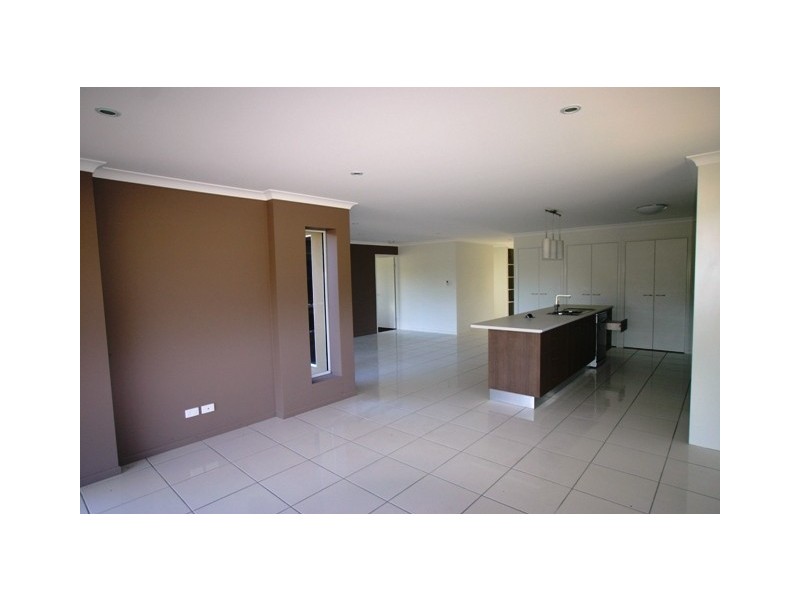 7 Stringybark Court, Apple Tree Creek QLD 4660