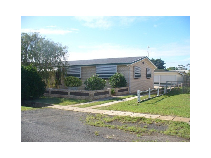60 Vasey Street, Avenell Heights QLD 4670
