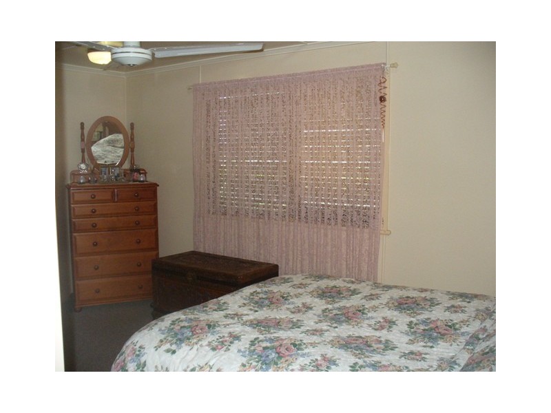 60 Vasey Street, Avenell Heights QLD 4670