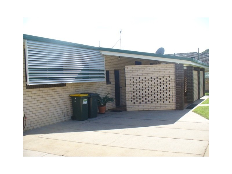 60 Vasey Street, Avenell Heights QLD 4670