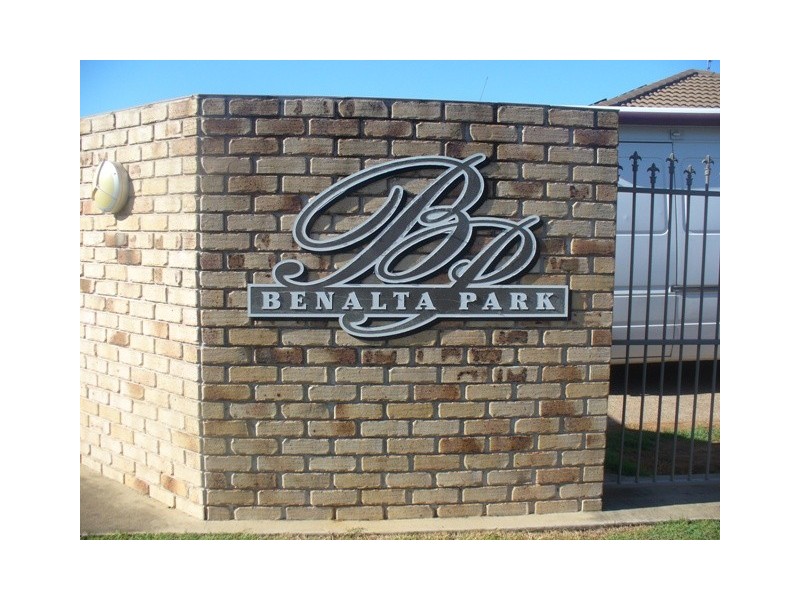 2/45 Thabeban Street, Avenell Heights QLD 4670