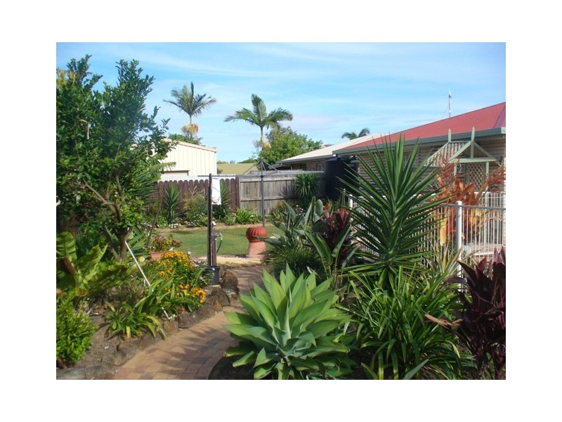 4 Deegan Court, Avenell Heights QLD 4670