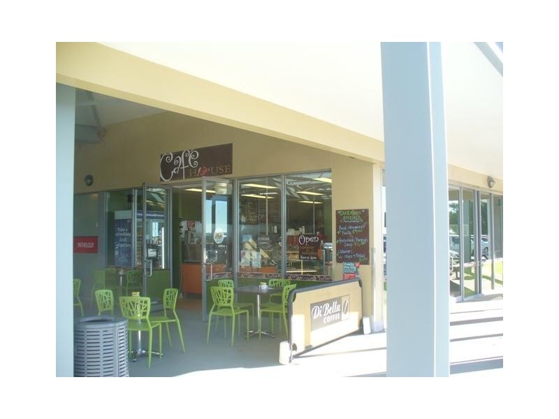 5a/29 Queen Street, Bundaberg North QLD 4670