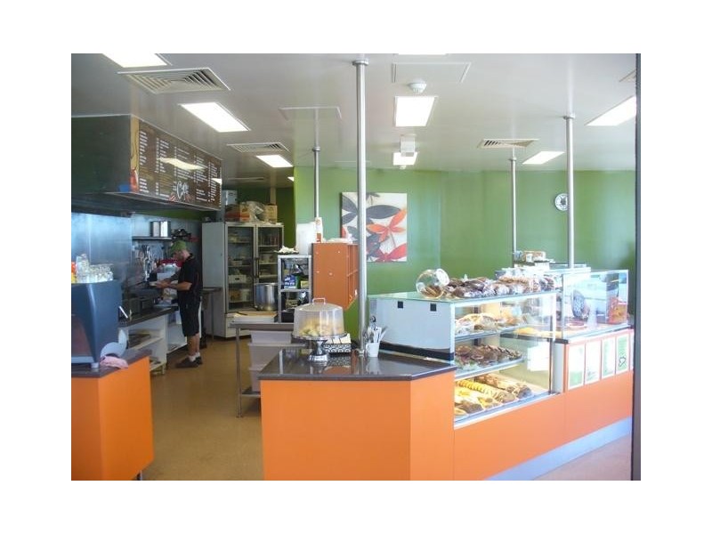 5a/29 Queen Street, Bundaberg North QLD 4670