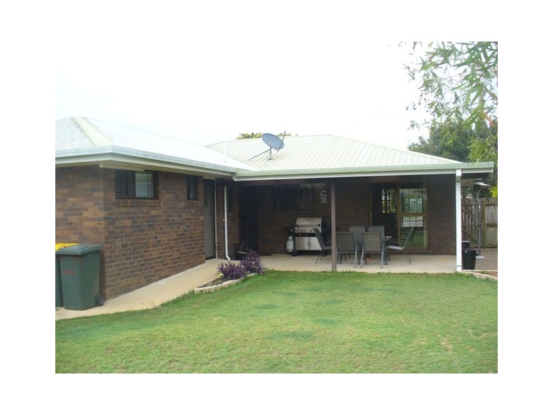 6 Cole Street, Avenell Heights QLD 4670