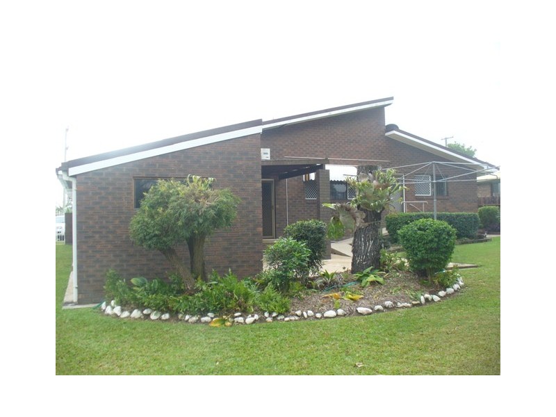 2 Redshaw Street, Bundaberg East QLD 4670