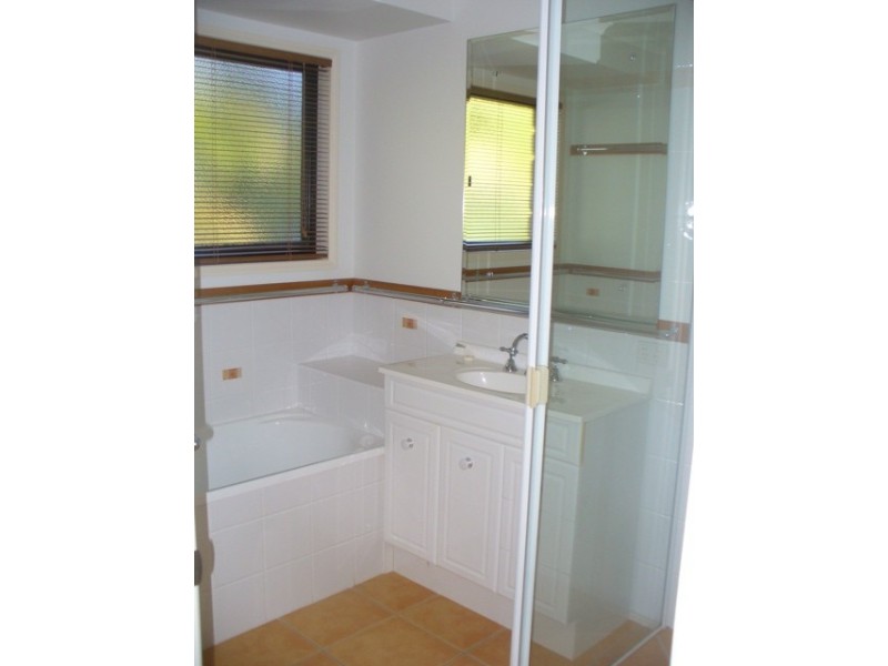 57 Currawong Road, Gooburrum QLD 4670