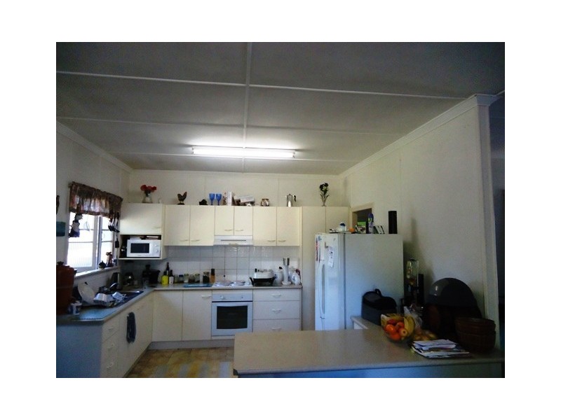 128 Walker Street, Norville QLD 4670