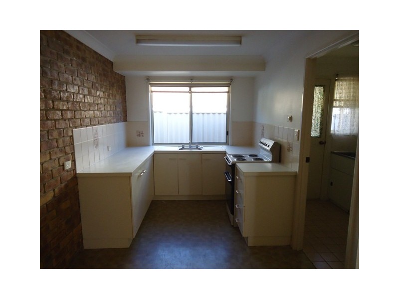 1/74 Burnett Street, Bundaberg South QLD 4670