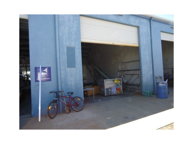 17 Marina Drive, Burnett Heads QLD 4670