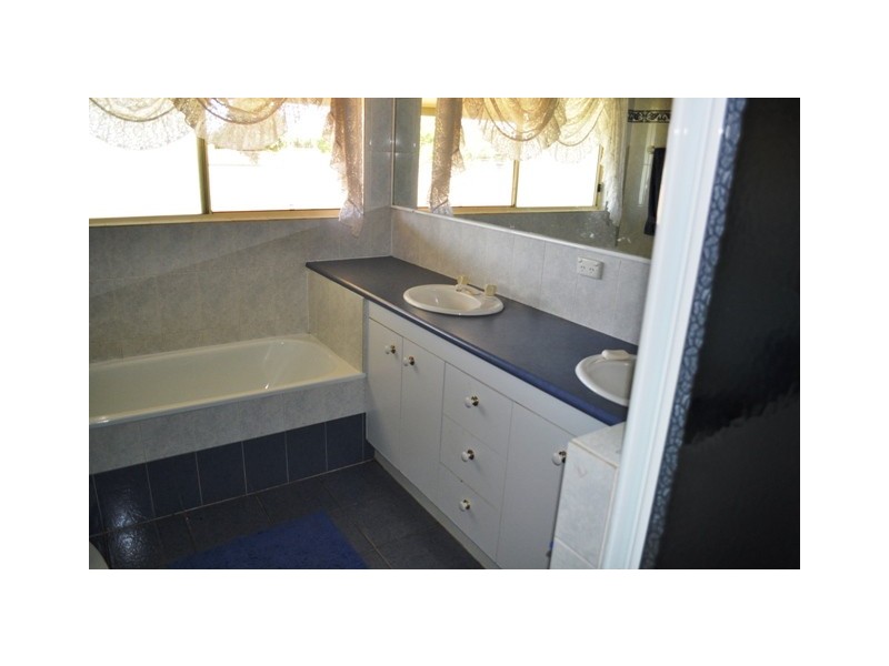 34 Booloongie Road, Gooburrum QLD 4670