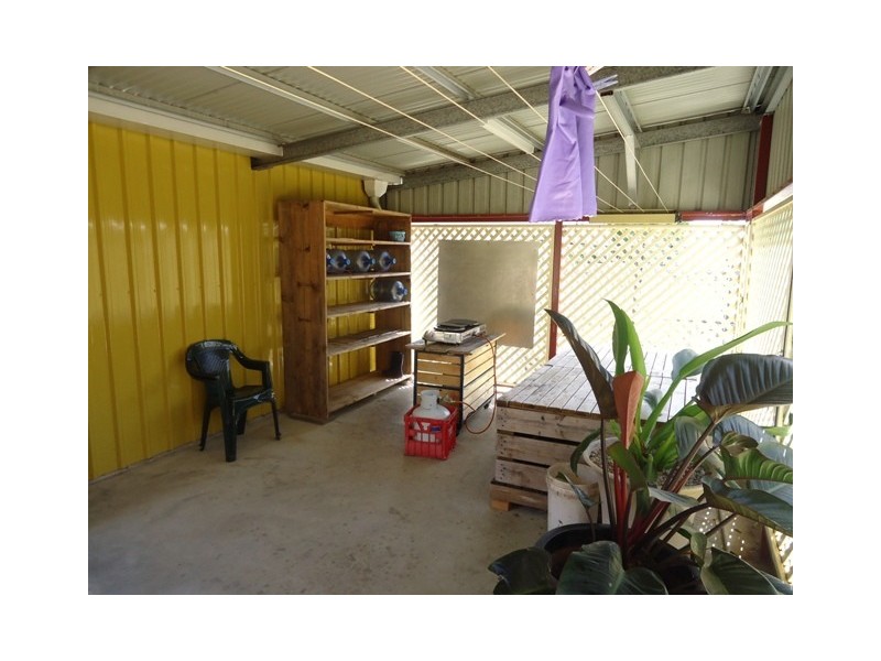 8 Ernies Court, Avoca QLD 4670