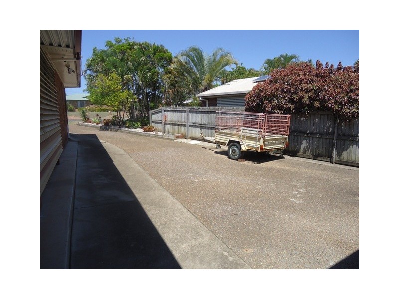 8 Ernies Court, Avoca QLD 4670