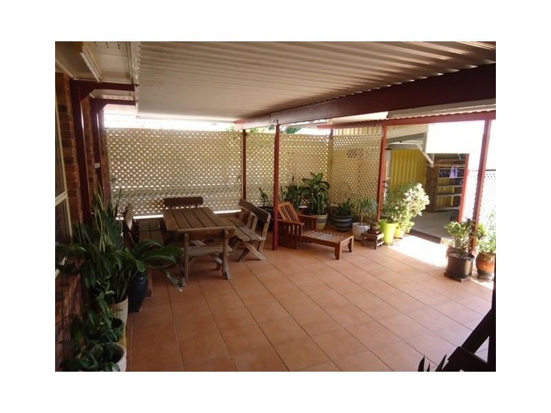 8 Ernies Court, Avoca QLD 4670