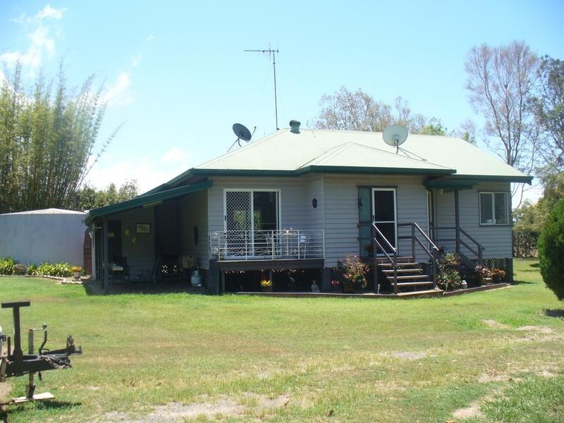 40 Palms Springs Drive, Calavos QLD 4670