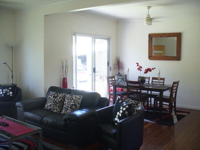 40 Palms Springs Drive, Calavos QLD 4670