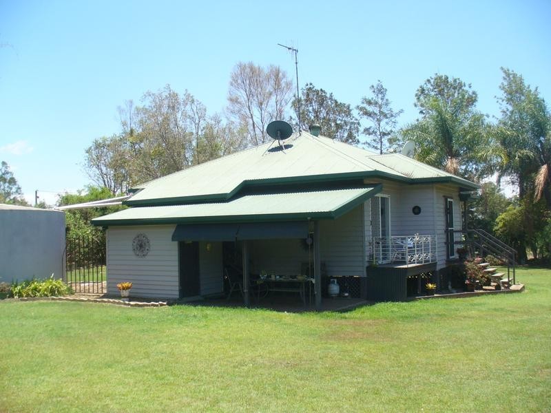 40 Palms Springs Drive, Calavos QLD 4670