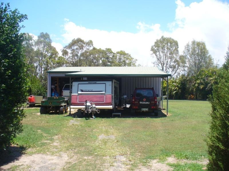 40 Palms Springs Drive, Calavos QLD 4670