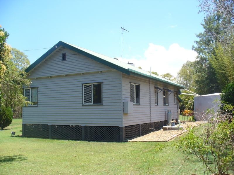 40 Palms Springs Drive, Calavos QLD 4670