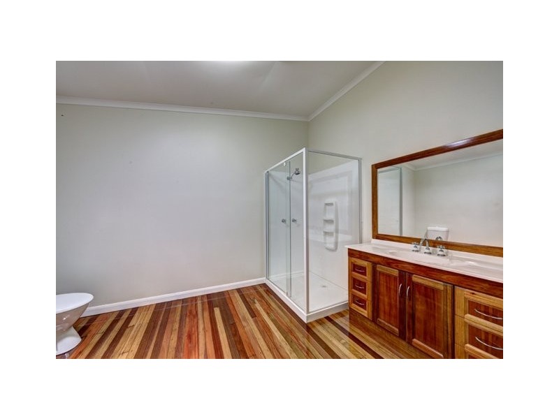 120 Albionville River Road, Bungadoo QLD 4671