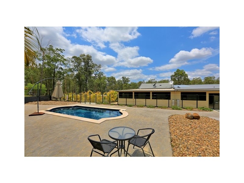 120 Albionville River Road, Bungadoo QLD 4671