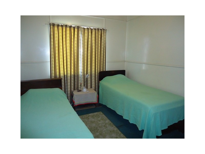 11 Theodore Street, Svensson Heights QLD 4670