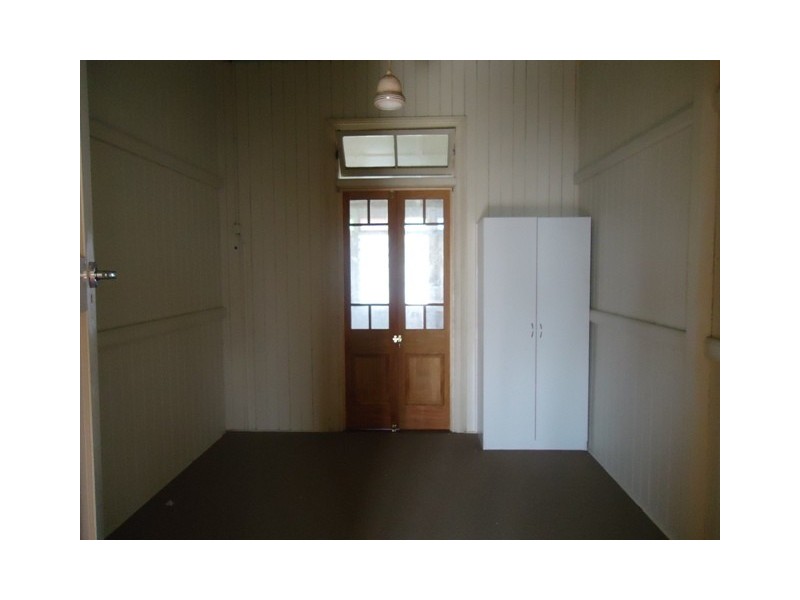 2 Glenmorris St, Walkervale QLD 4670