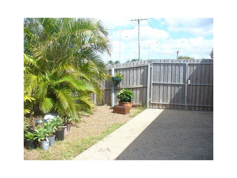 1/108 Barolin Street, Walkervale QLD 4670