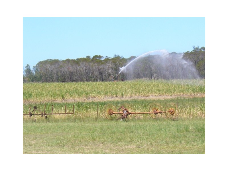 385 Gillens Creek Road, Alloway QLD 4670