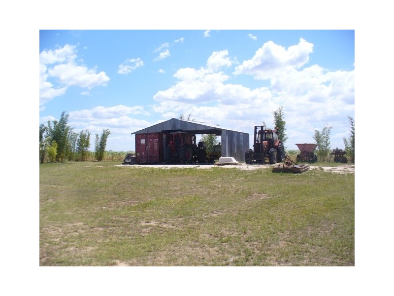 385 Gillens Creek Road, Alloway QLD 4670