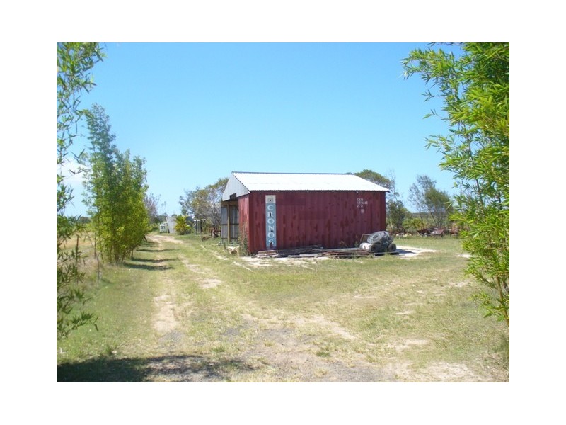 385 Gillens Creek Road, Alloway QLD 4670