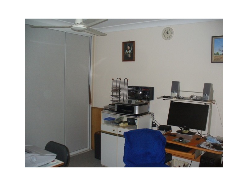 33 Cockatoo Crescent, Gooburrum QLD 4670